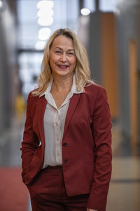 Helen Kasdorf, Chief Administration Officer, Bison USA